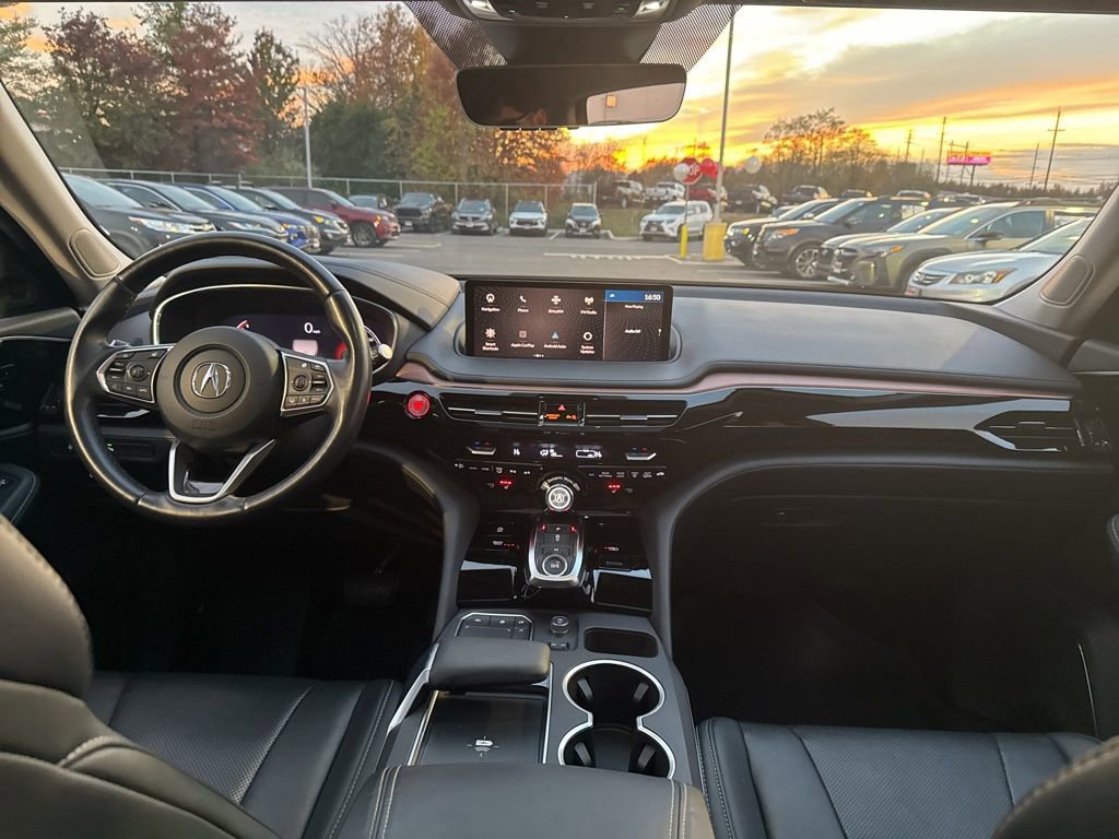 Thumbnail: 2022 Acura MDX - 18