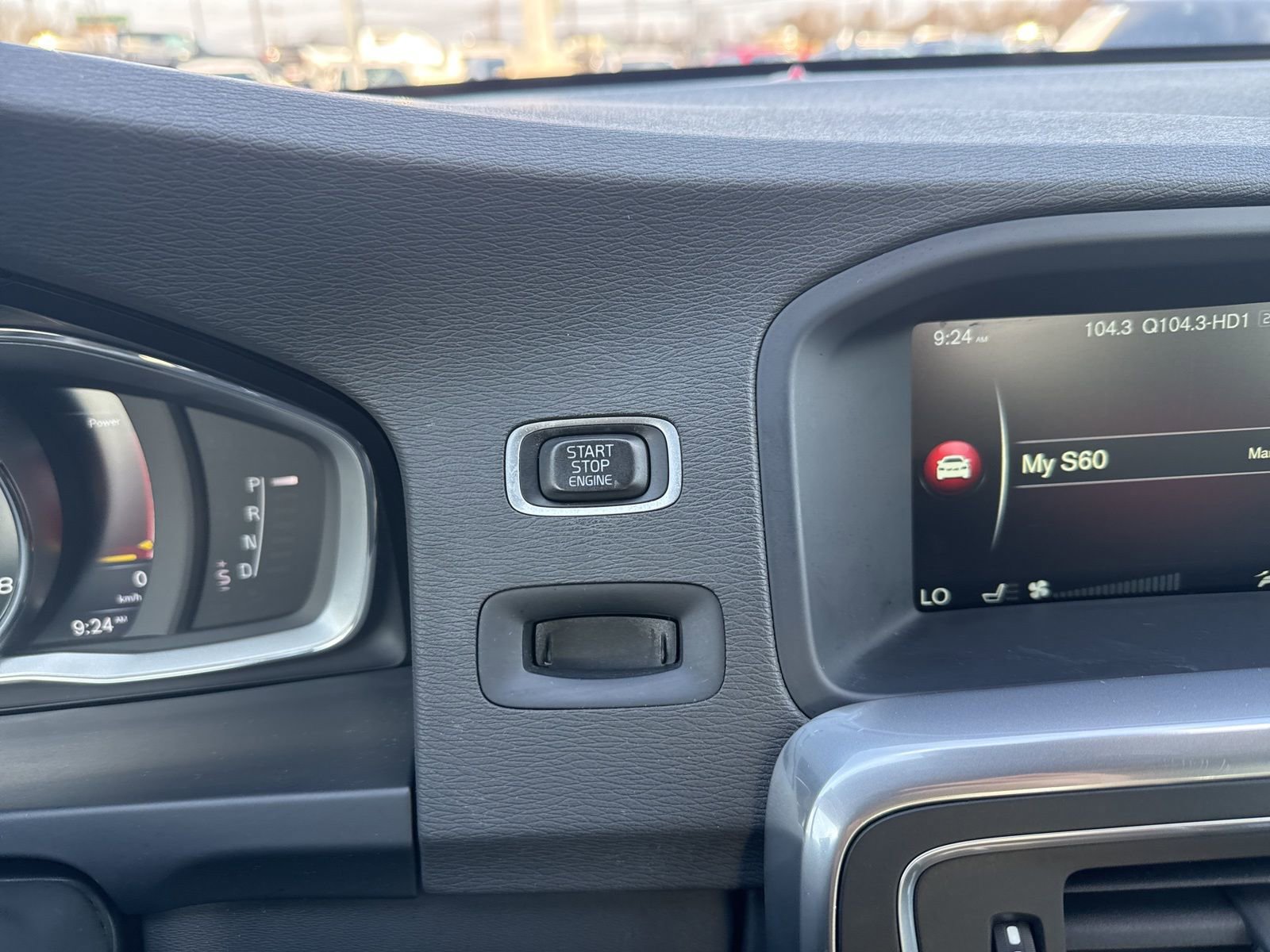 Thumbnail: 2016 Volvo S60 - 29