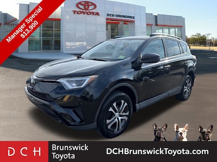 2017 Toyota RAV4 LE SUV