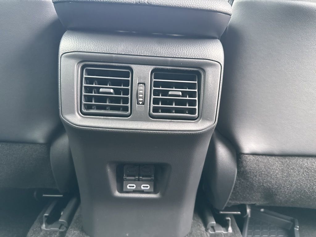 Thumbnail: 2025 Toyota RAV4 - 24