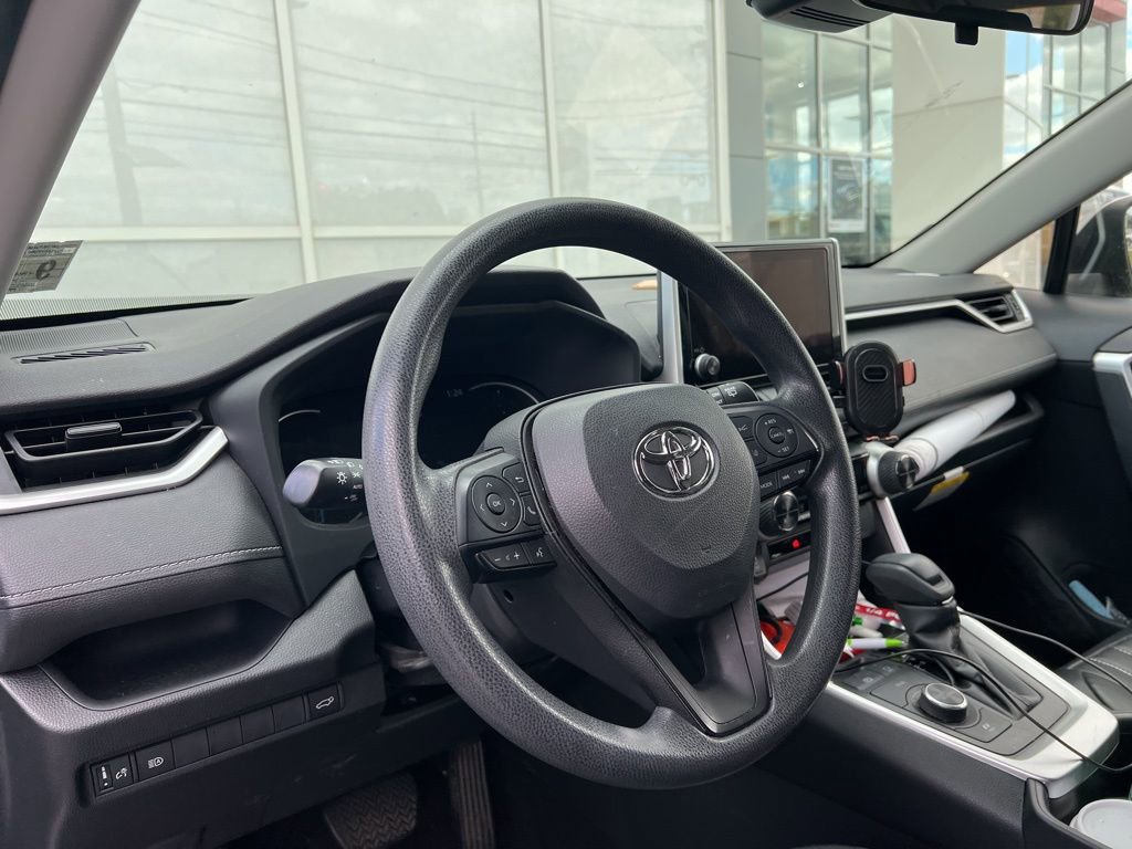 Thumbnail: 2023 Toyota RAV4 - 14
