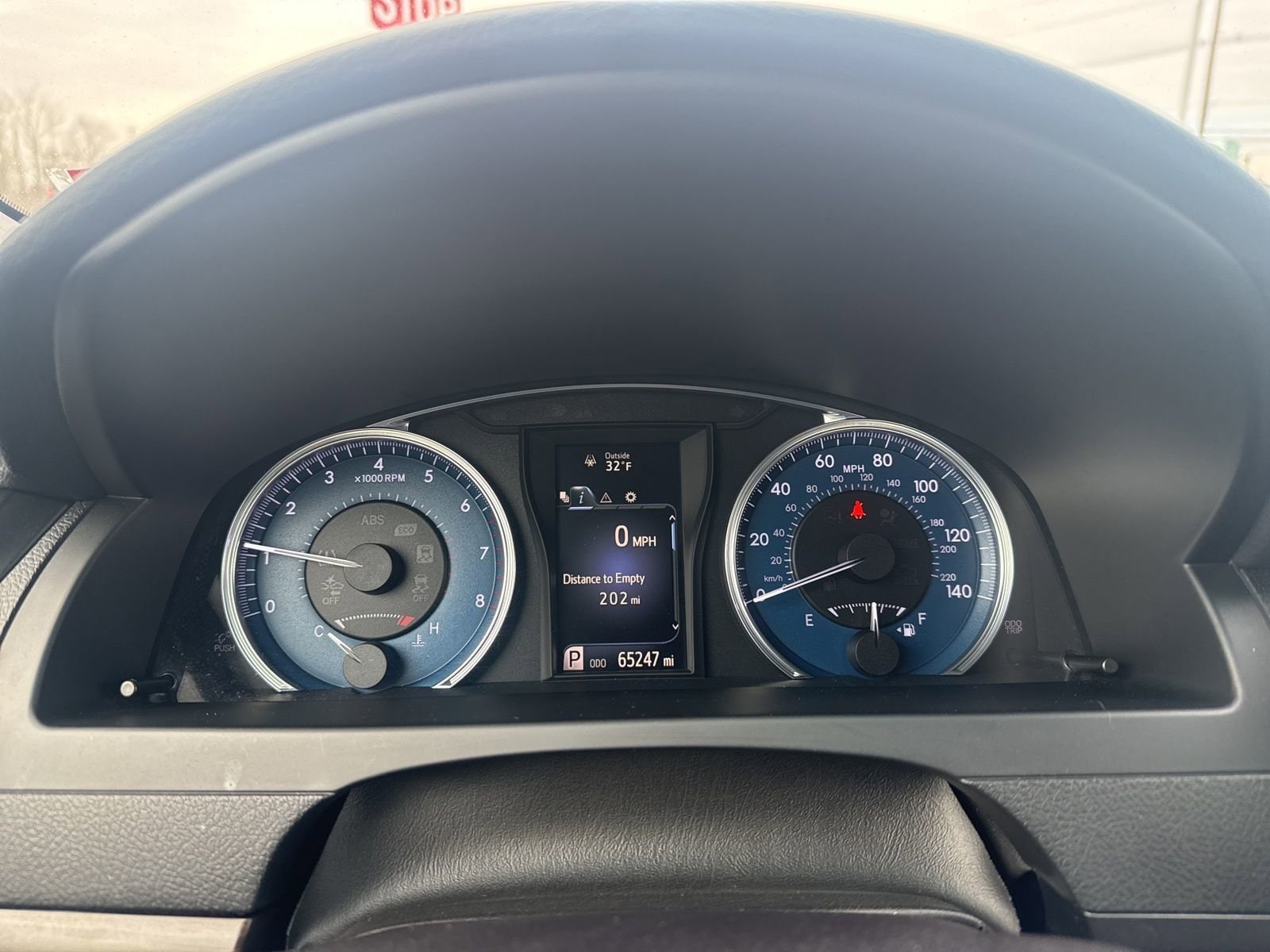 Thumbnail: 2017 Toyota Camry - 31