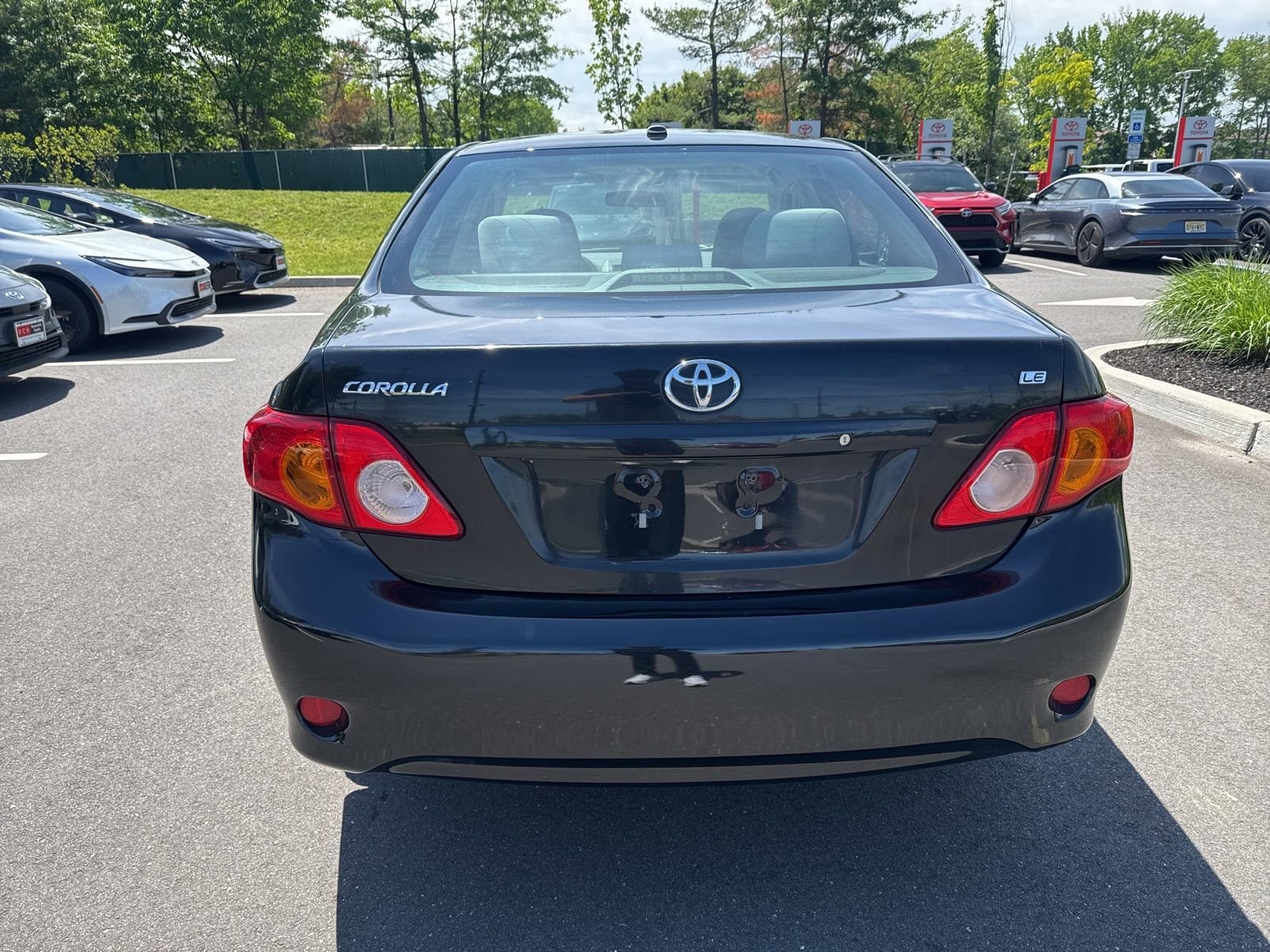 Thumbnail: 2010 Toyota Corolla - 6