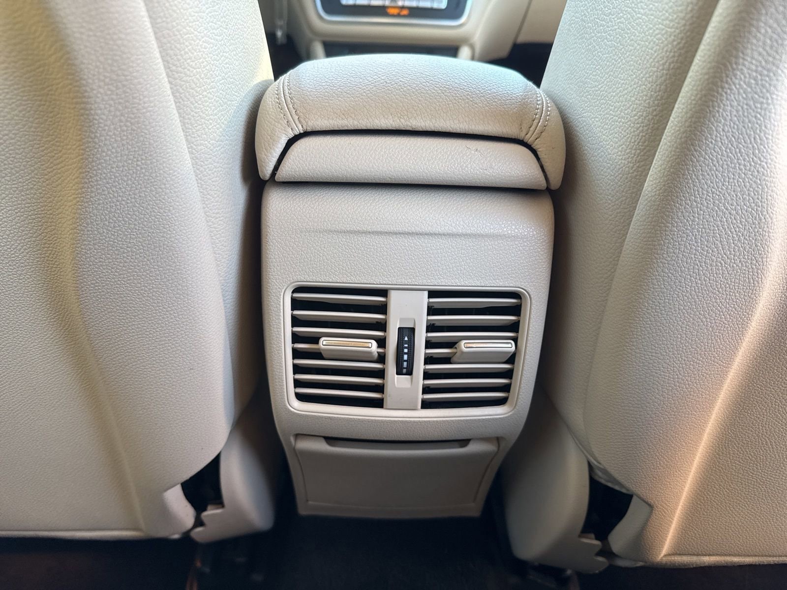 Thumbnail: 2018 Mercedes-Benz GLA - 31