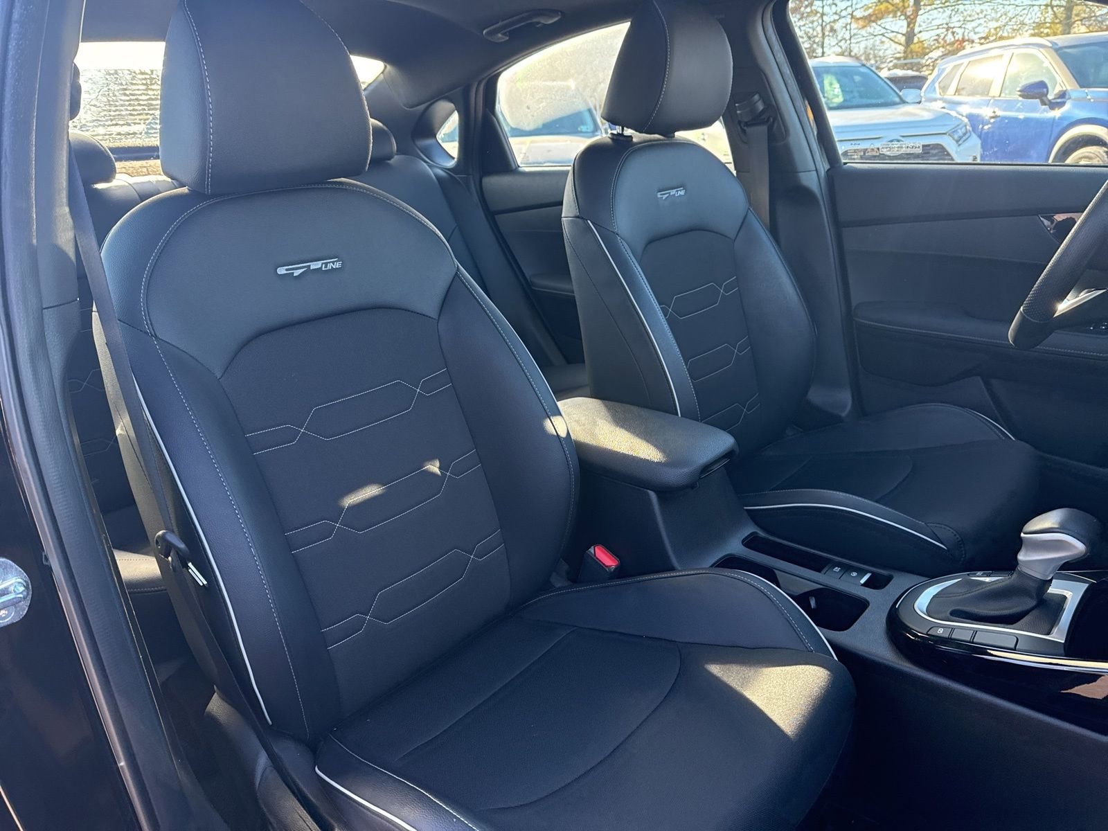 Thumbnail: 2023 Kia Forte - 21