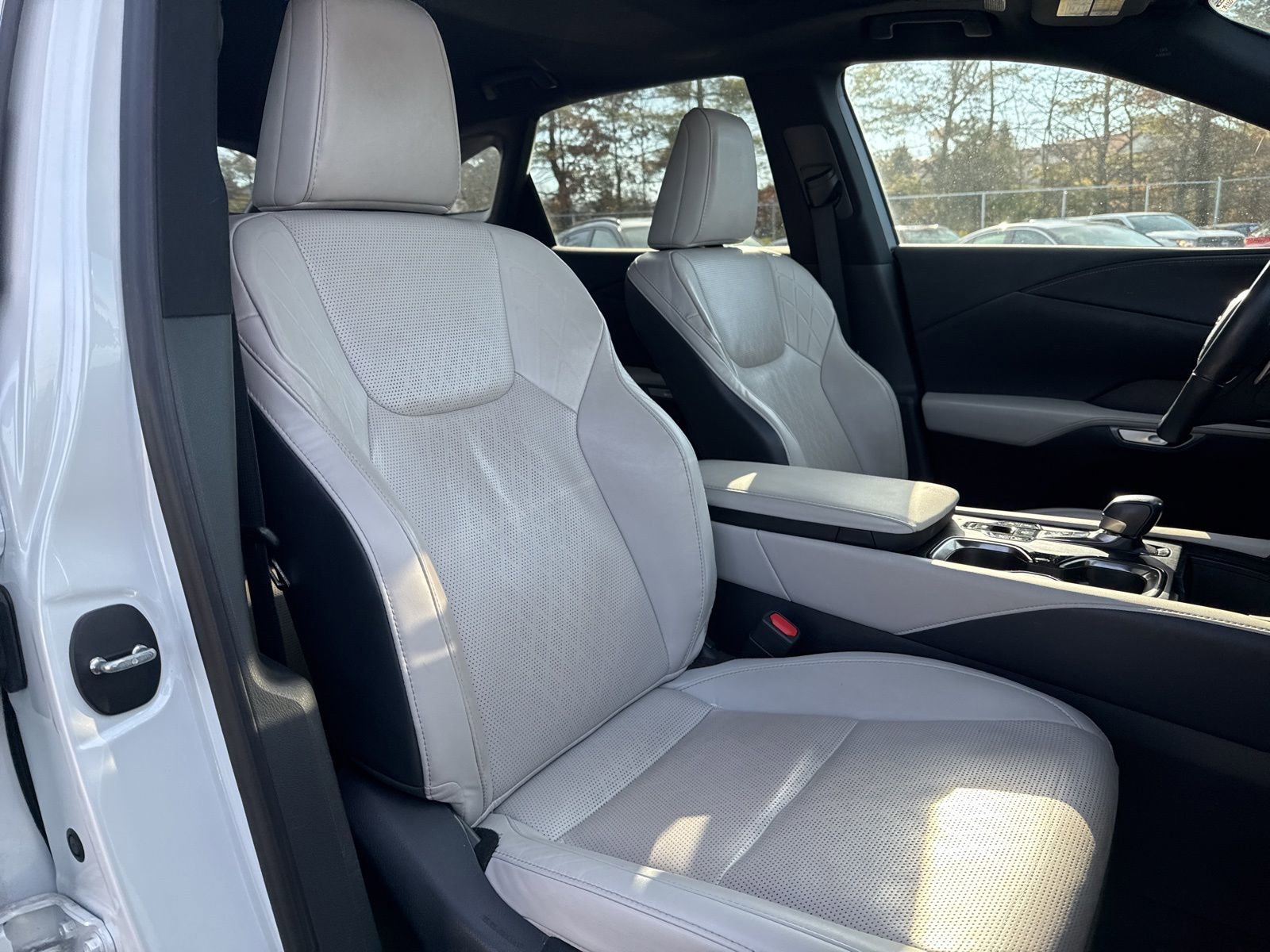 Thumbnail: 2023 Lexus RX - 20