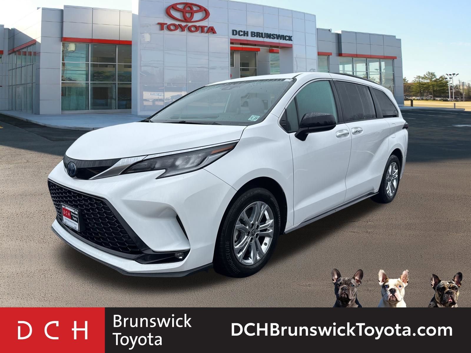 Thumbnail: 2023 Toyota Sienna - 1