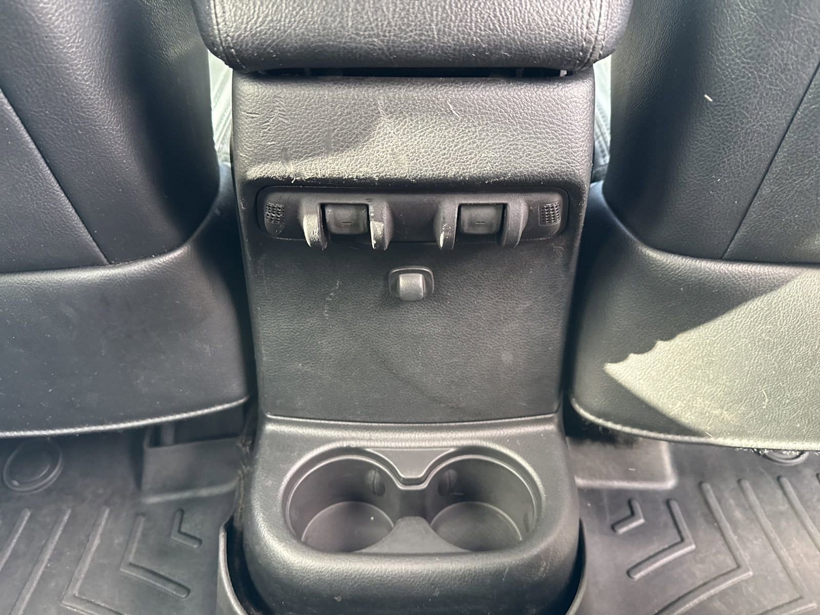 Thumbnail: 2017 Jeep Wrangler - 29