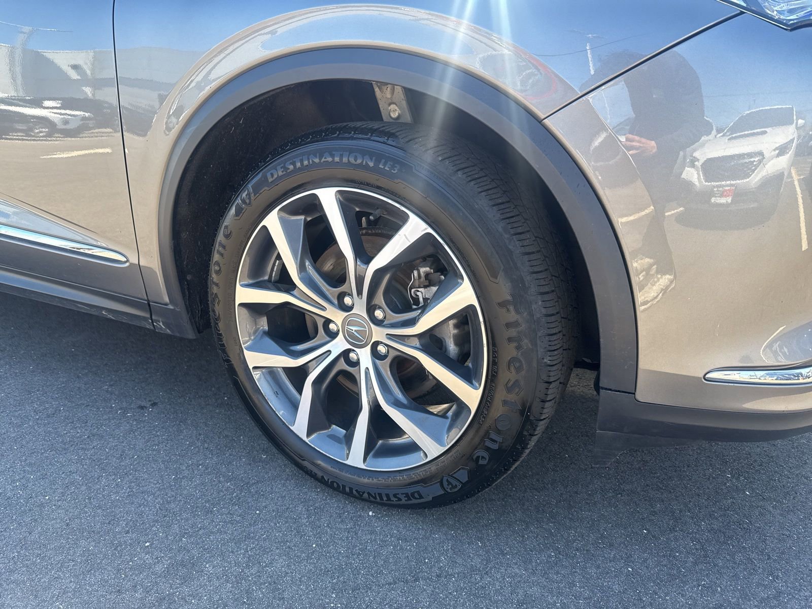 Thumbnail: 2023 Acura MDX - 16