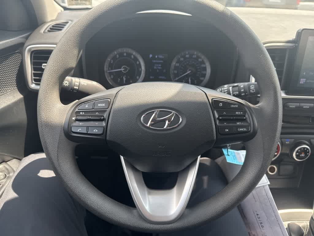 Thumbnail: 2022 Hyundai Venue - 22