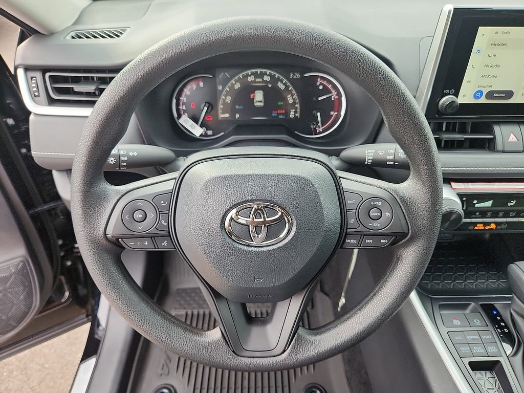 Thumbnail: 2025 Toyota RAV4 - 7