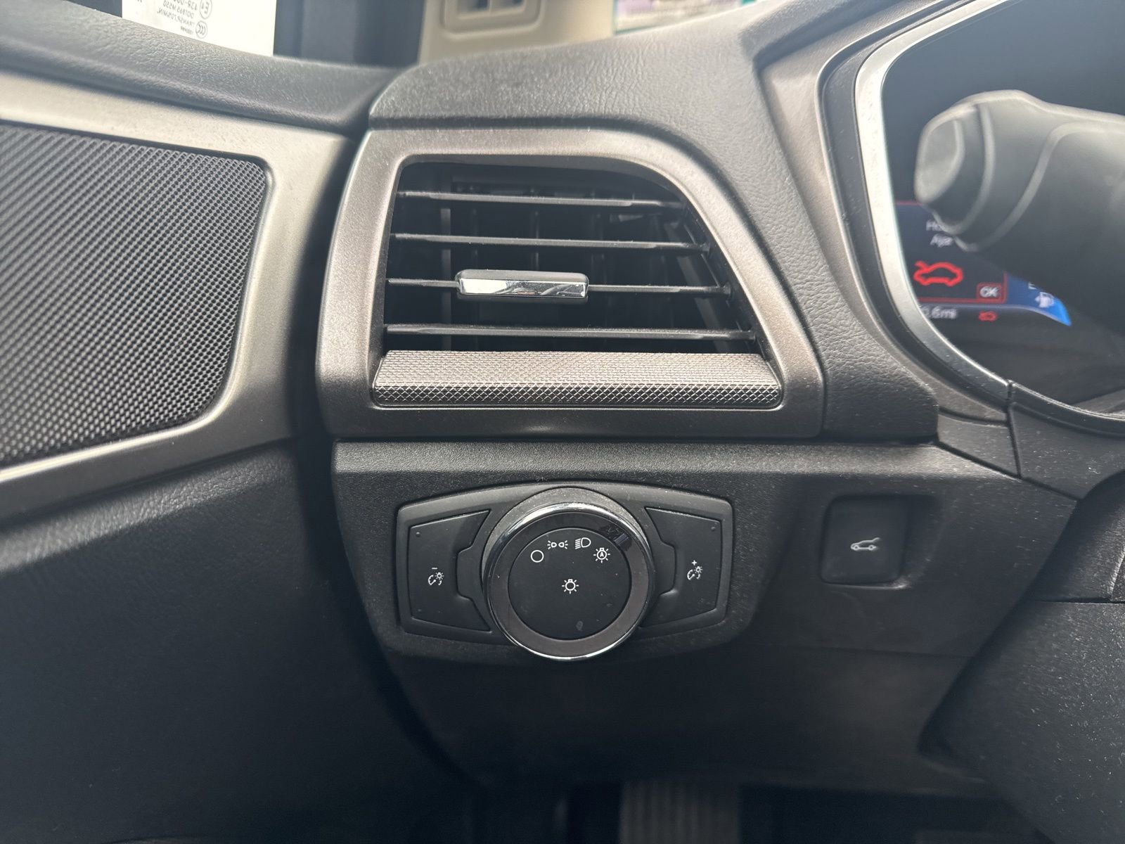 Thumbnail: 2019 Ford Fusion - 29