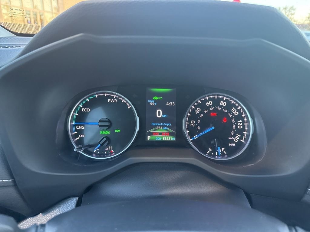 Thumbnail: 2022 Toyota RAV4 - 33