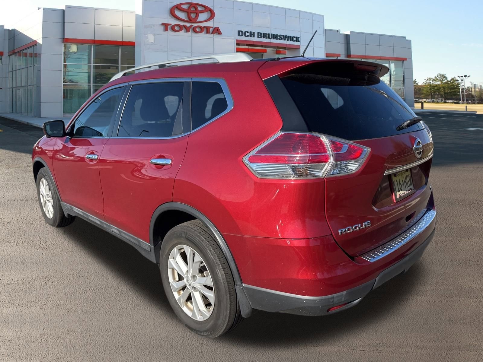 Thumbnail: 2016 Nissan Rogue - 13