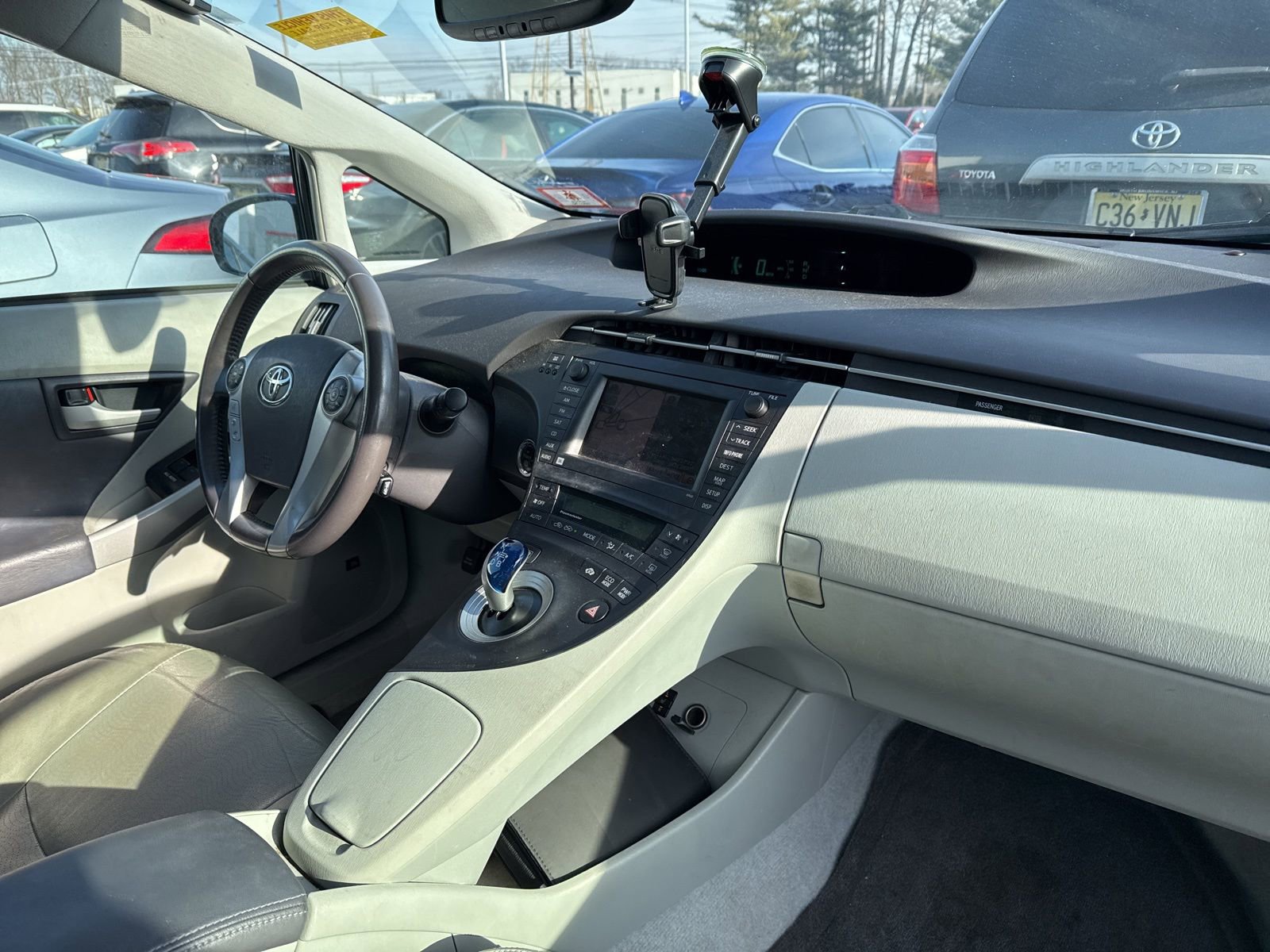 Thumbnail: 2010 Toyota Prius - 15