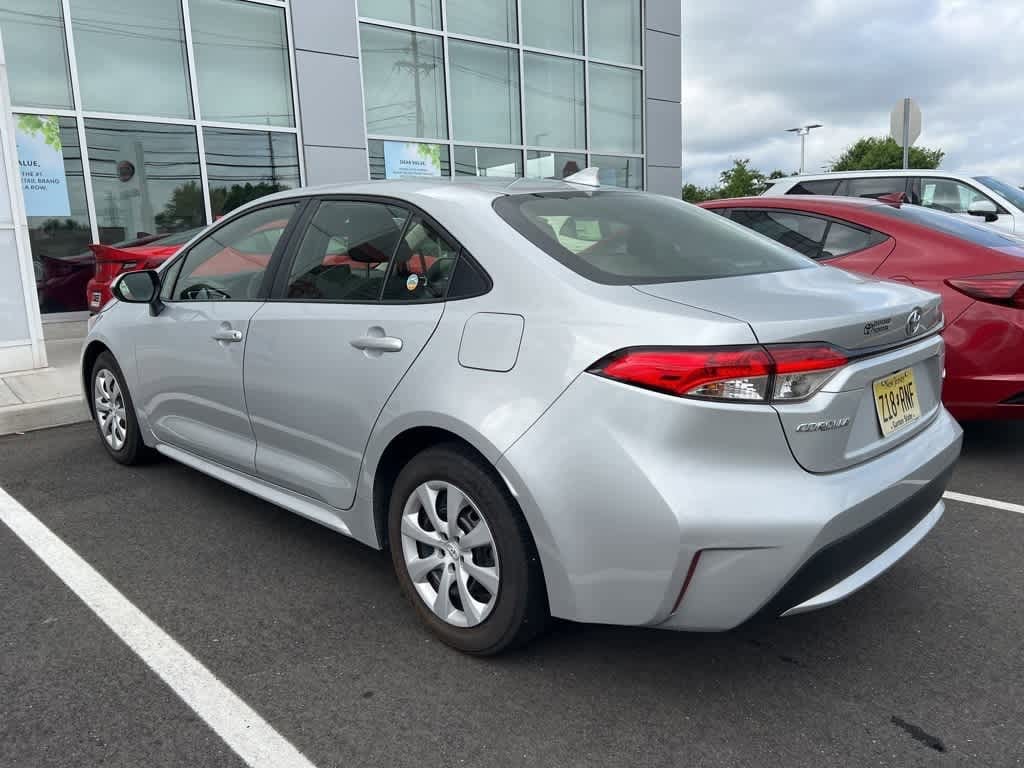 Thumbnail: 2022 Toyota Corolla - 4