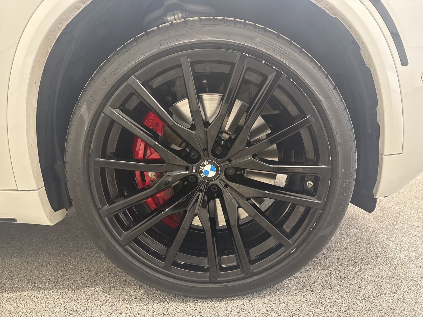 Thumbnail: 2025 BMW X5 - 15