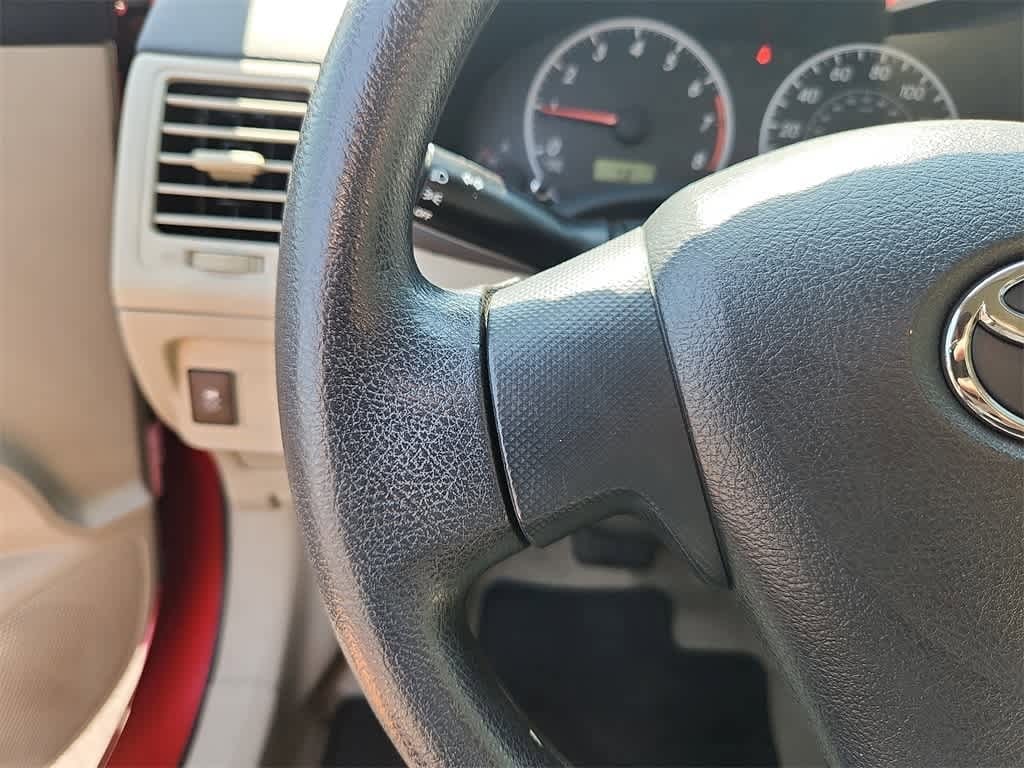 Thumbnail: 2013 Toyota Corolla - 25
