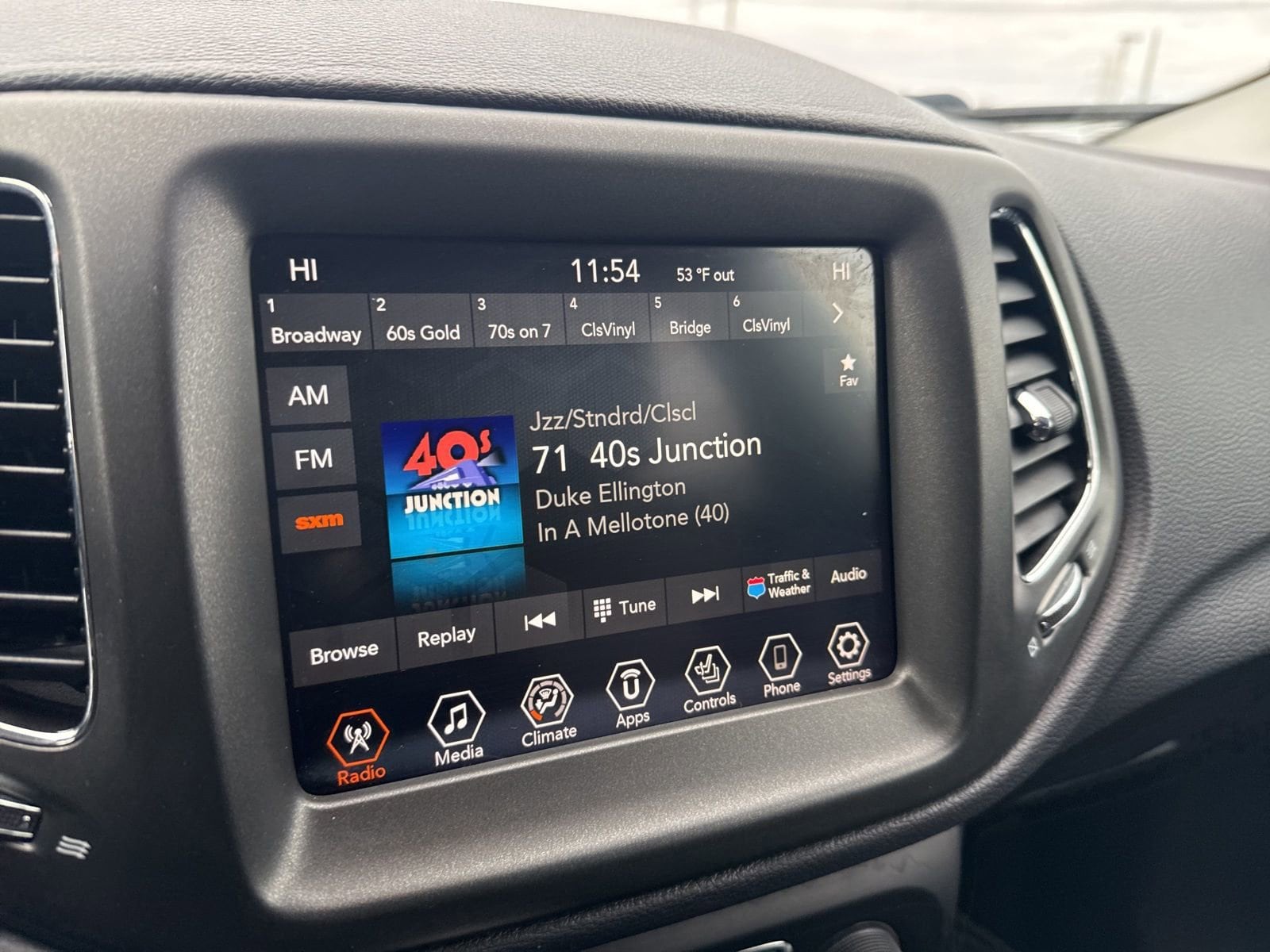 Thumbnail: 2017 Jeep Compass - 26