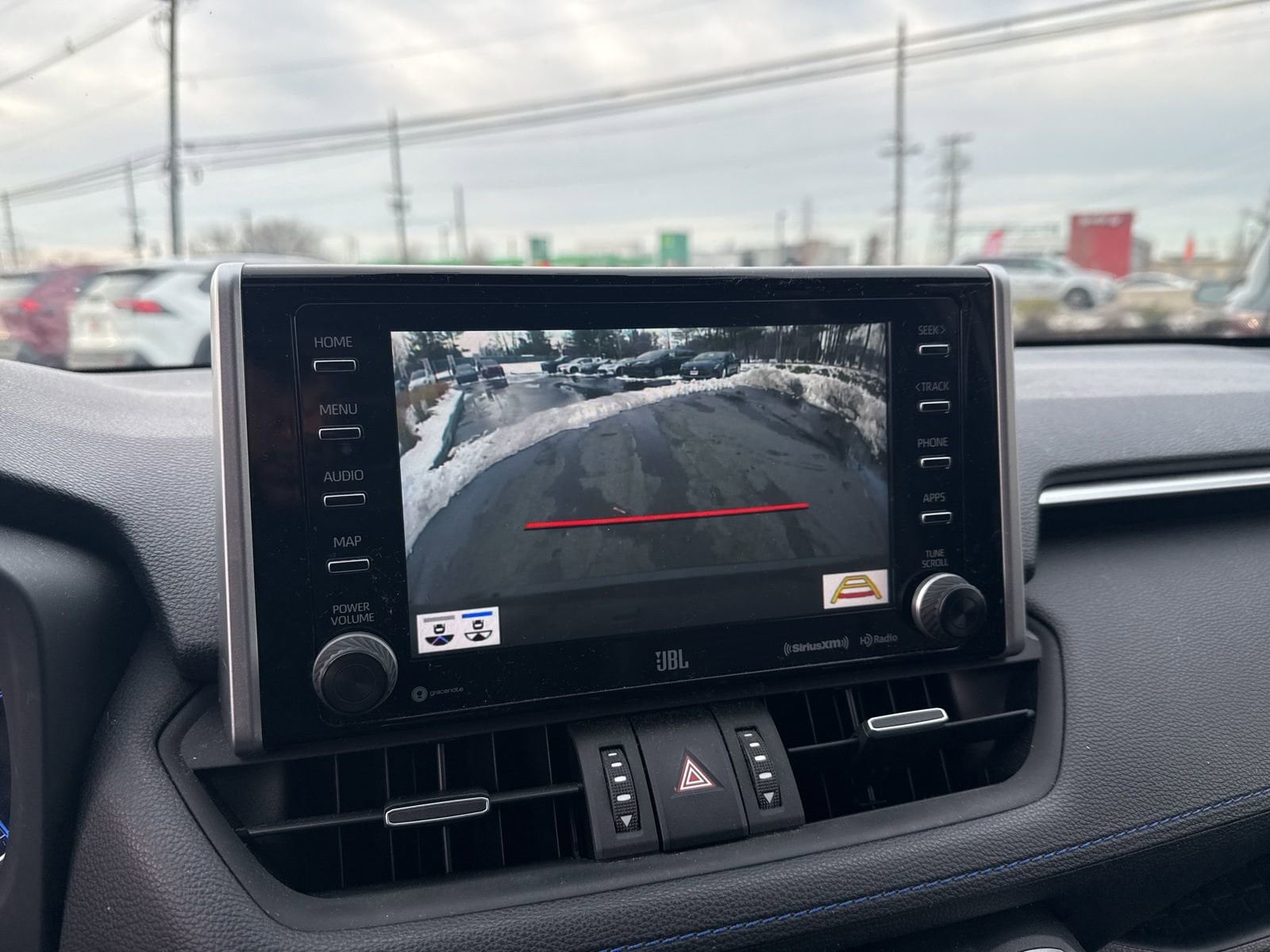 Thumbnail: 2020 Toyota RAV4 - 25