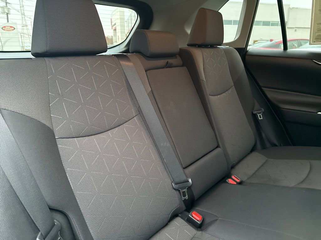 Thumbnail: 2019 Toyota RAV4 - 24