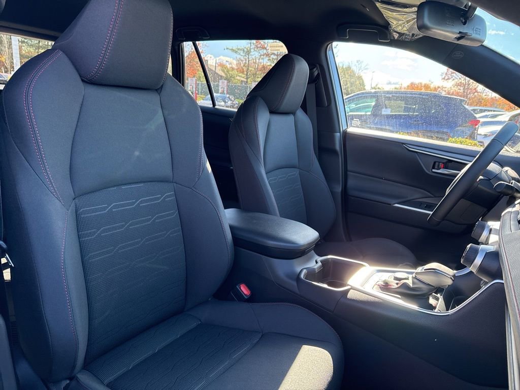 Thumbnail: 2025 Toyota RAV4 - 14