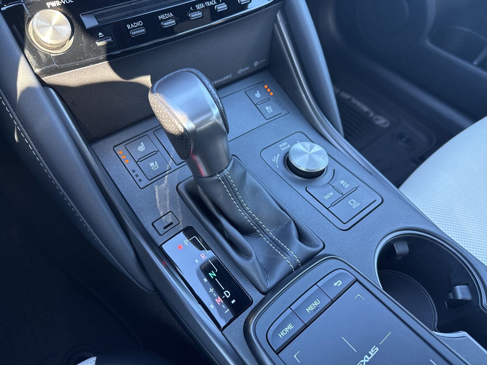 Thumbnail: 2023 Lexus IS - 27