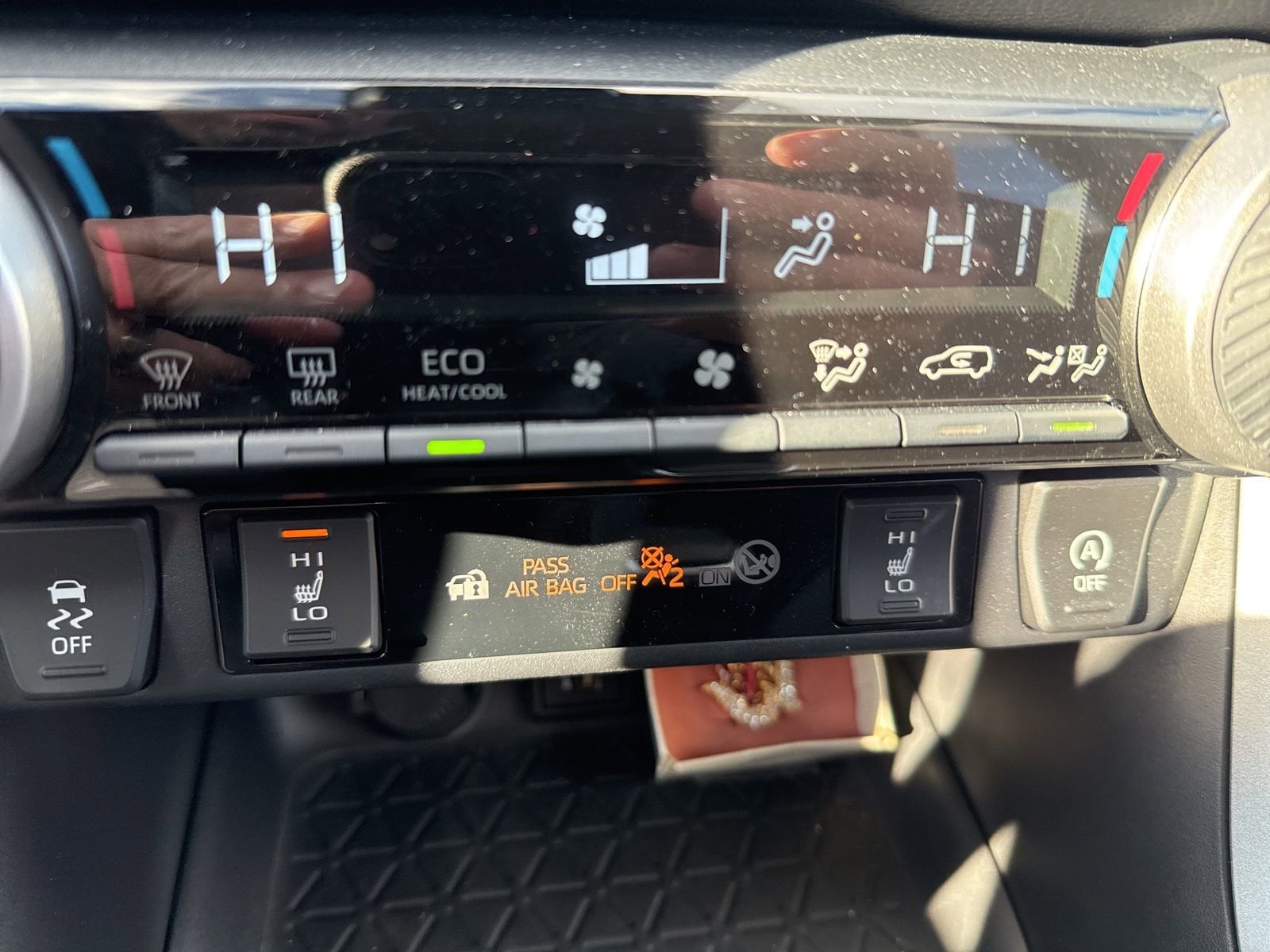 Thumbnail: 2024 Toyota RAV4 - 14