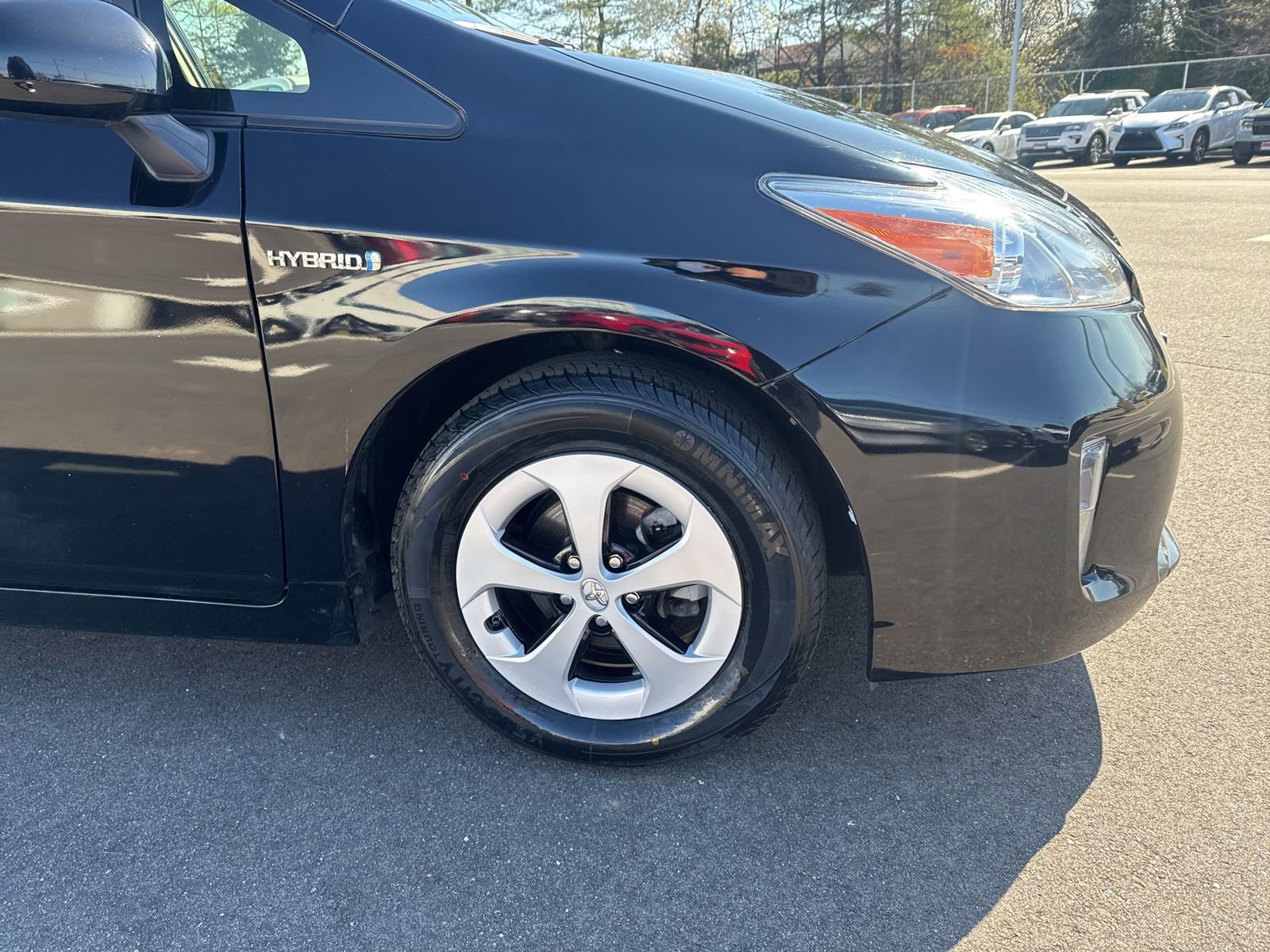 Thumbnail: 2015 Toyota Prius - 14