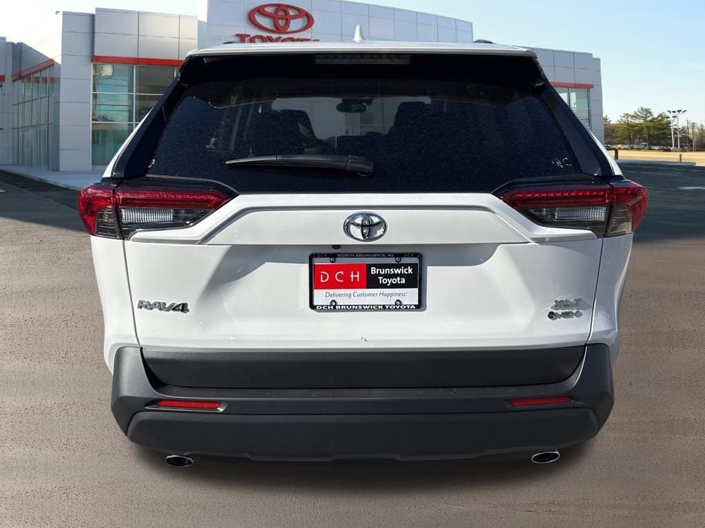 Thumbnail: 2025 Toyota RAV4 - 6