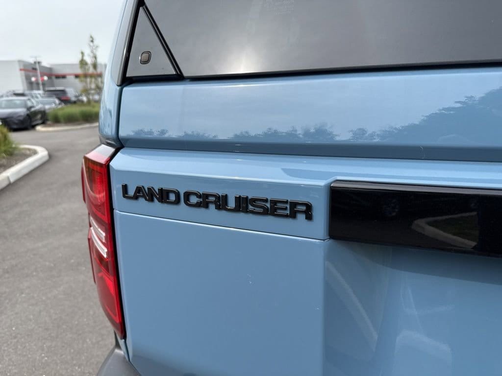 Thumbnail: 2025 Toyota Land Cruiser - 9