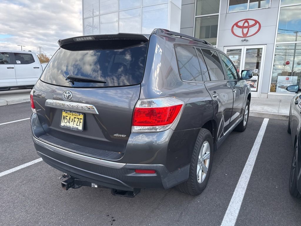 2012 Toyota Highlander SE photo 3