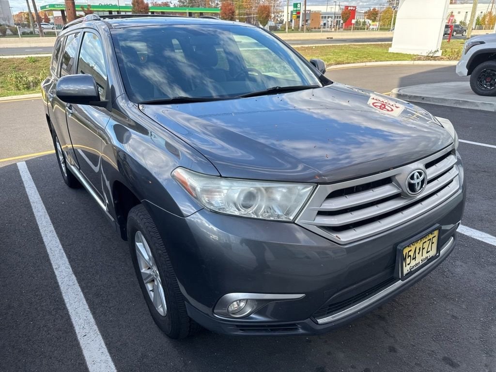 Used 2012 Toyota Highlander SE V6 AWD SUV