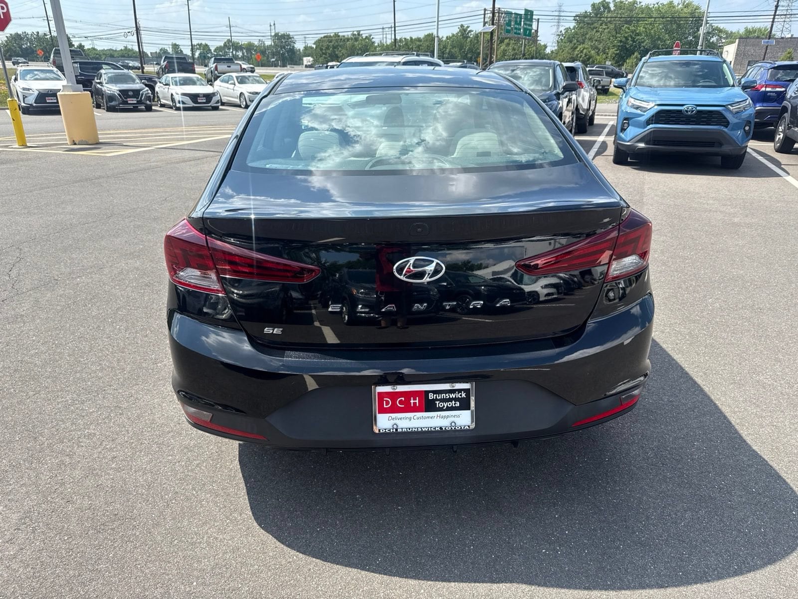Thumbnail: 2020 Hyundai Elantra - 6