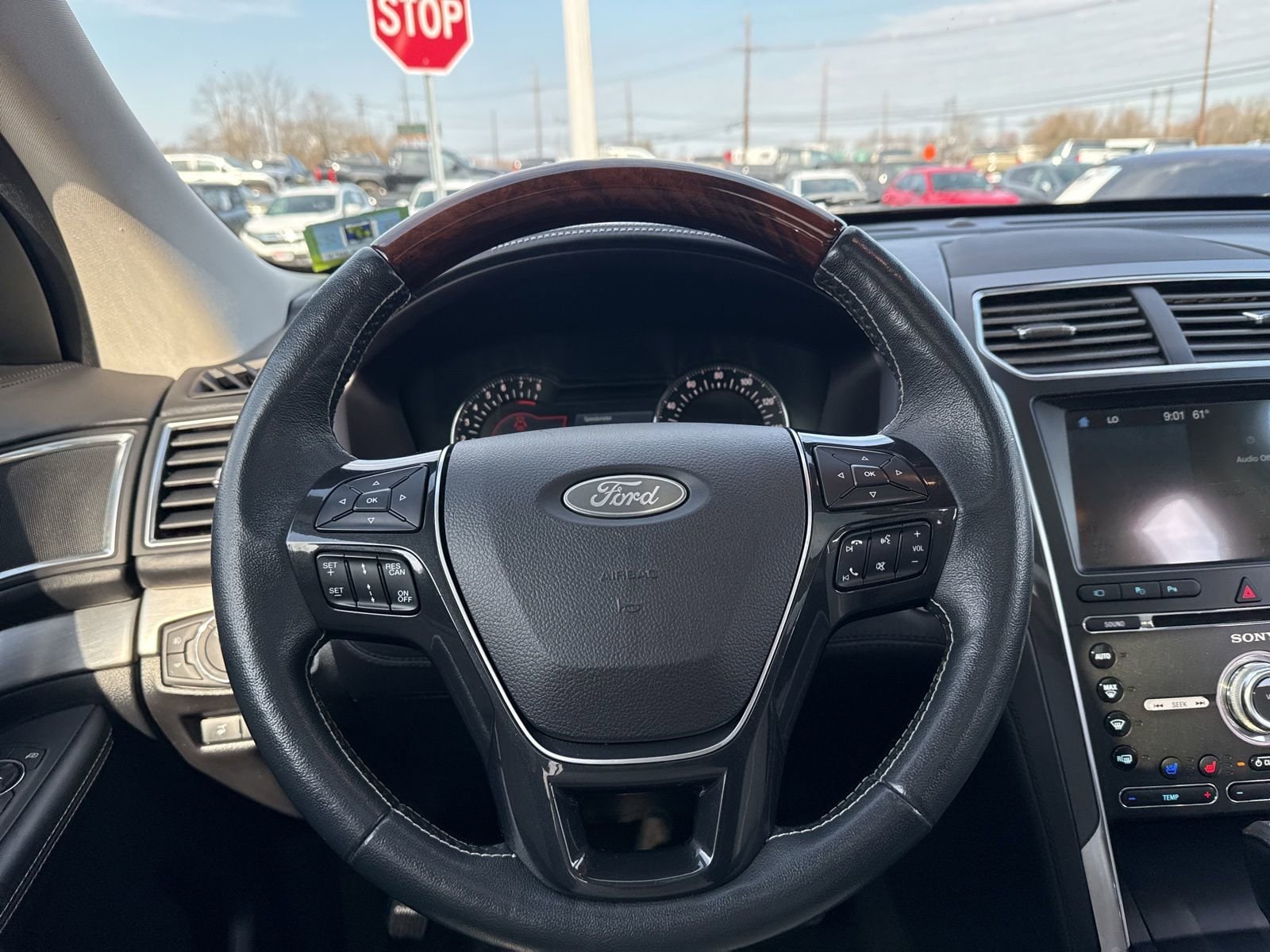 Thumbnail: 2018 Ford Explorer - 24