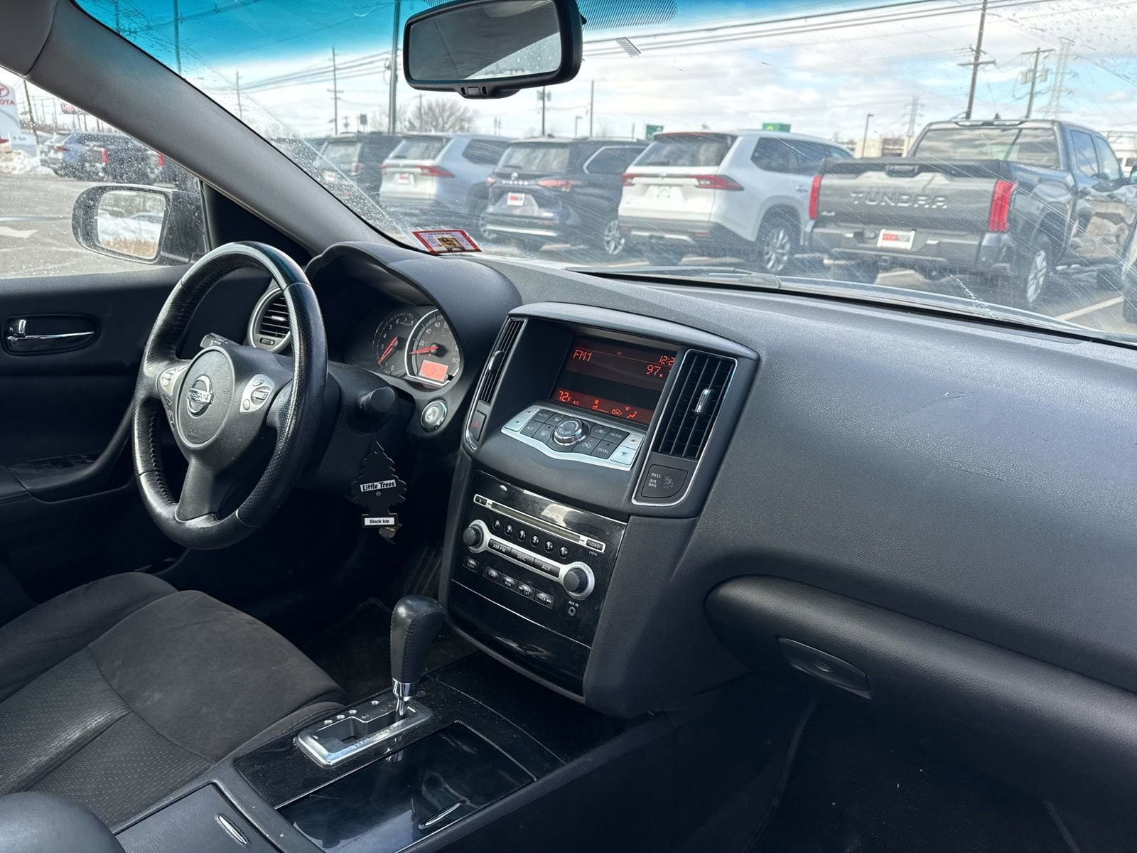 Thumbnail: 2011 Nissan Maxima - 19