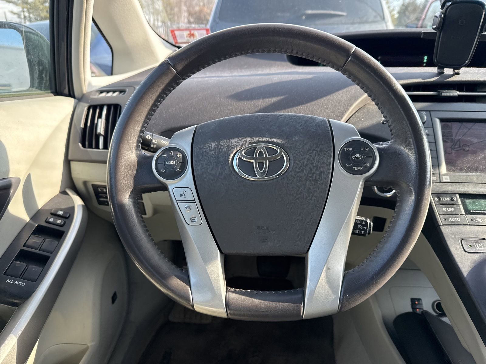 Thumbnail: 2010 Toyota Prius - 18