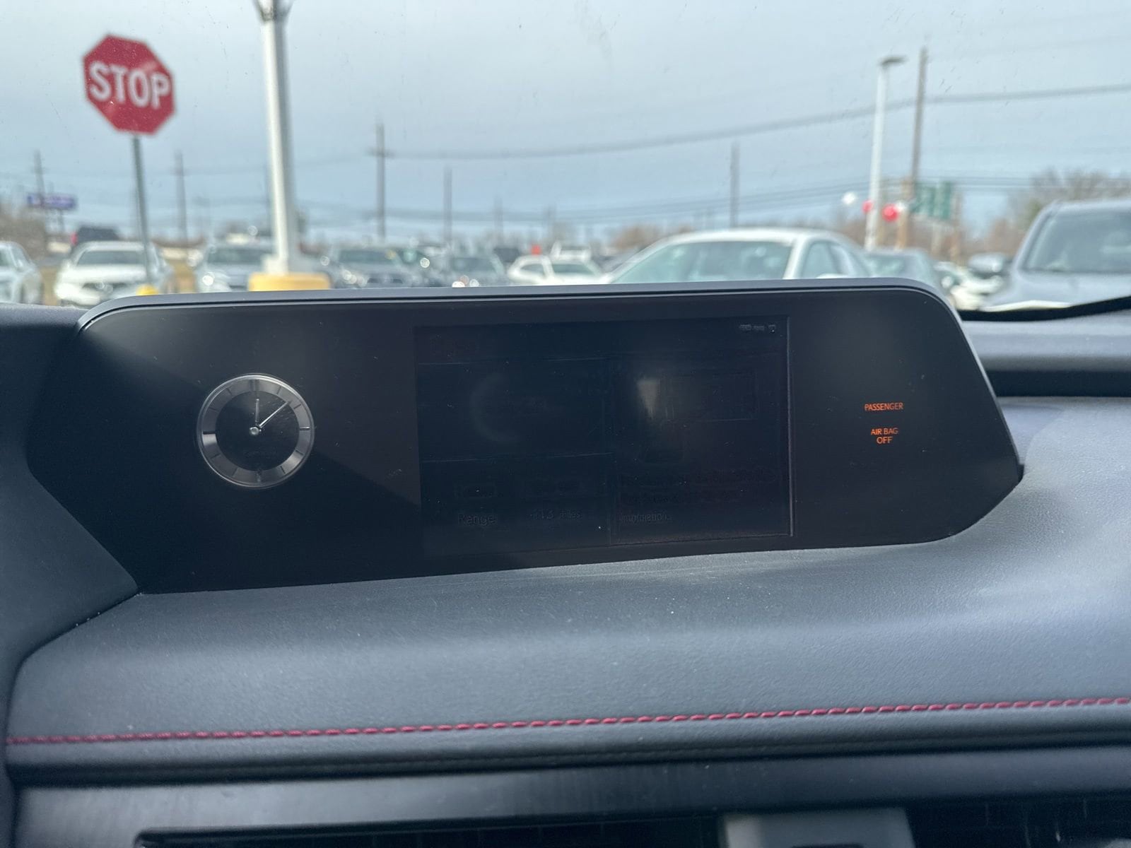 Thumbnail: 2020 Lexus UX - 25