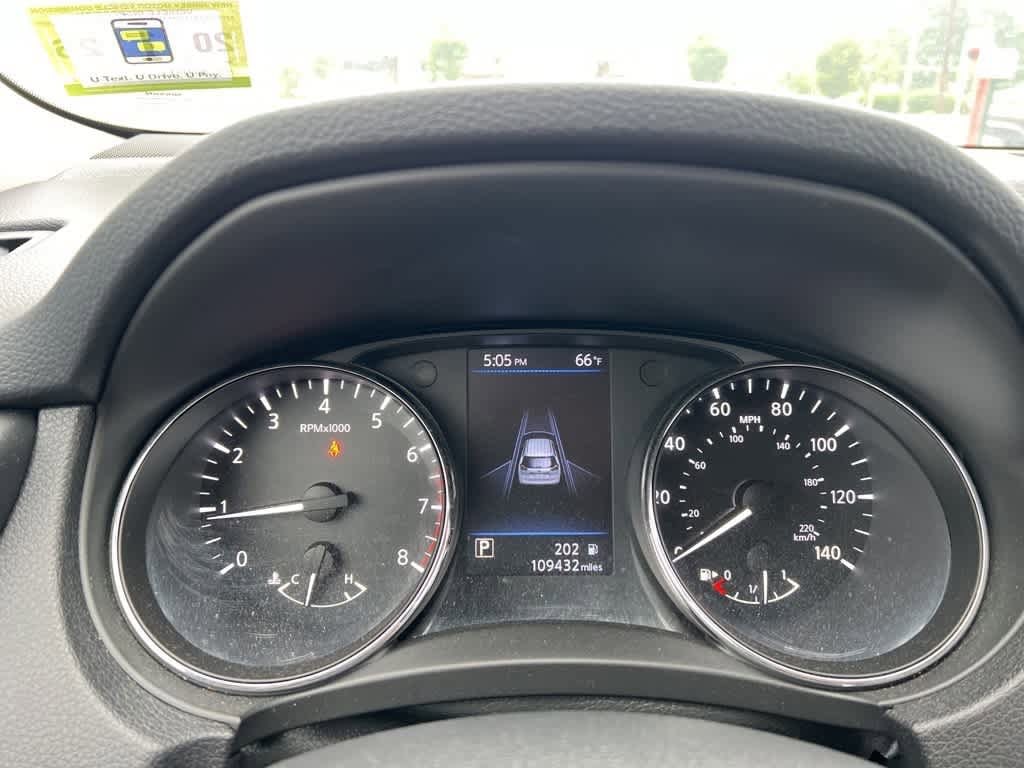 2019 Nissan Rogue SV 24