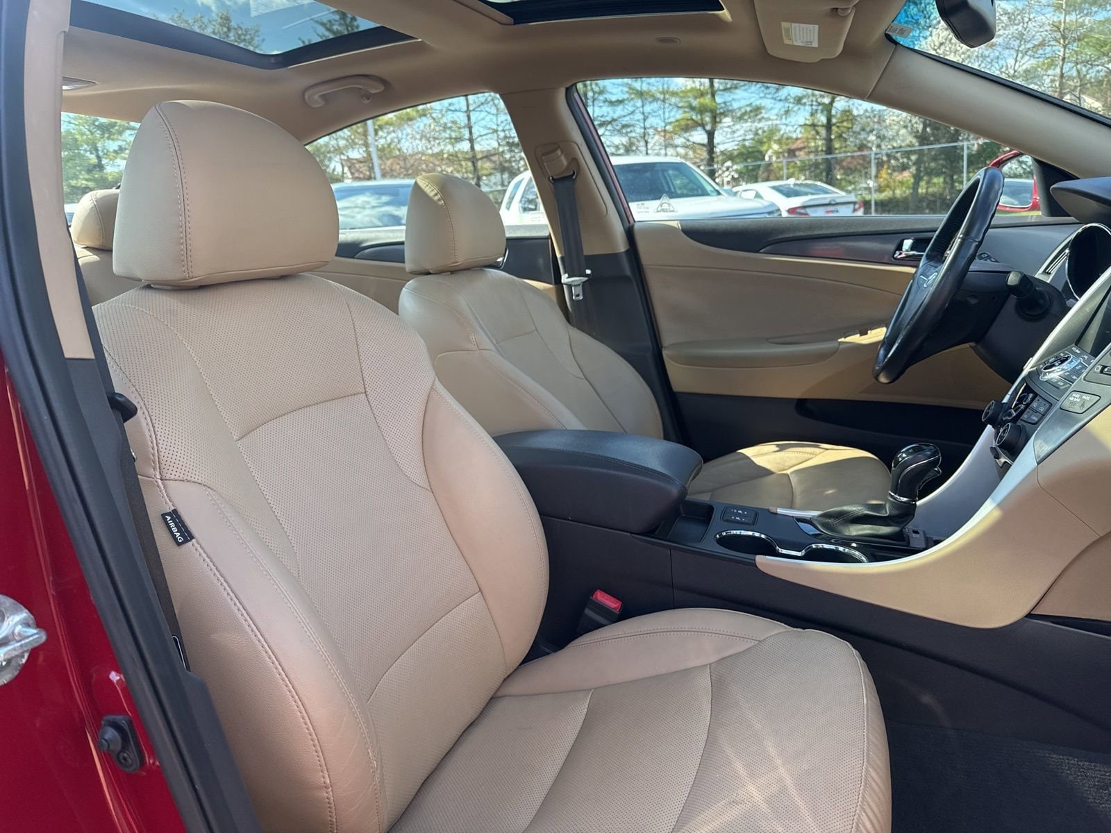 Thumbnail: 2015 Hyundai Sonata - 23