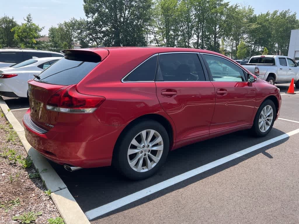 Thumbnail: 2014 Toyota Venza - 3