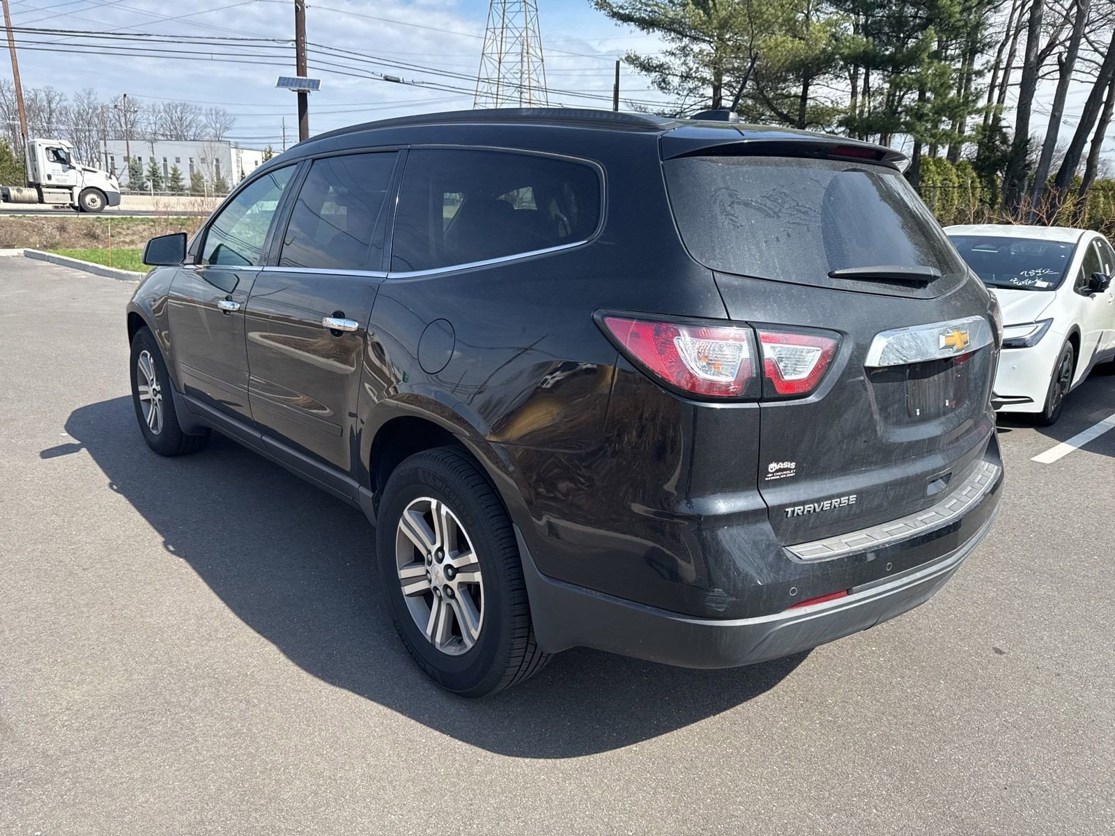 Thumbnail: 2017 Chevrolet Traverse - 14