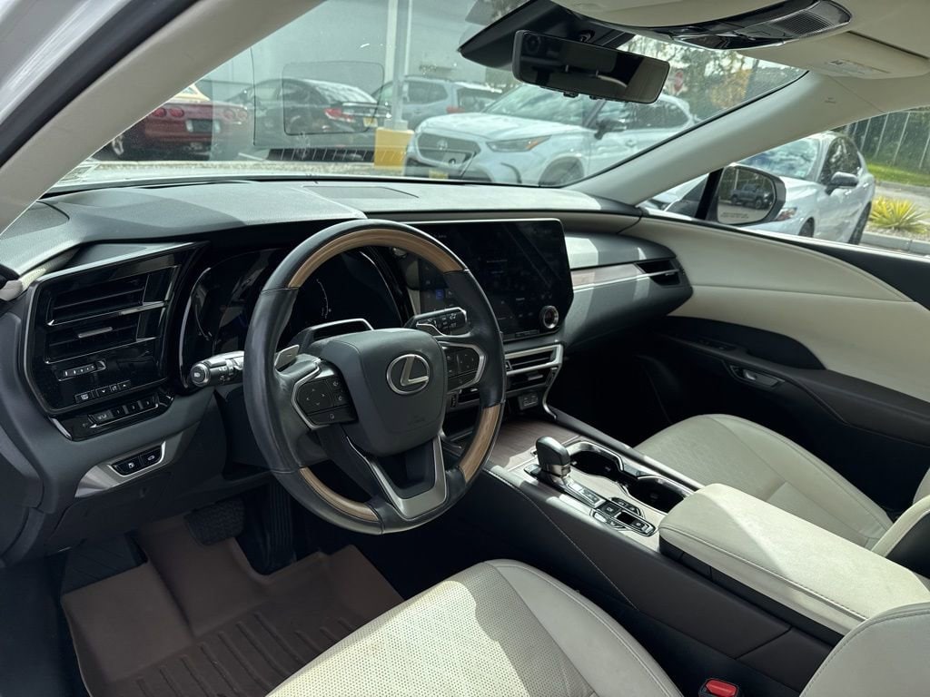 Thumbnail: 2024 Lexus RX - 18