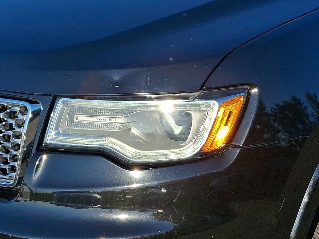 Thumbnail: 2019 Jeep Grand Cherokee - 17