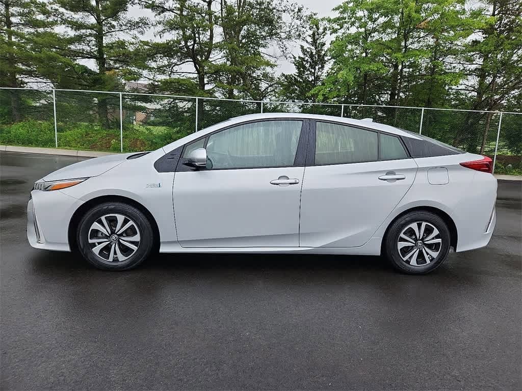 Thumbnail: 2018 Toyota Prius Prime - 13