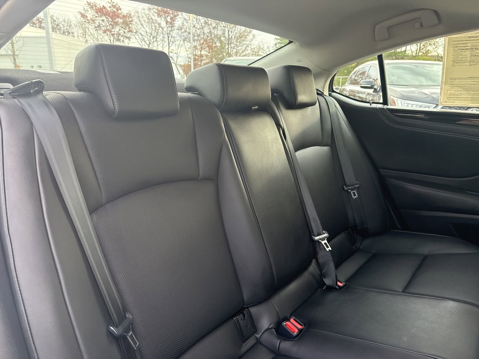 Thumbnail: 2020 Lexus ES - 22