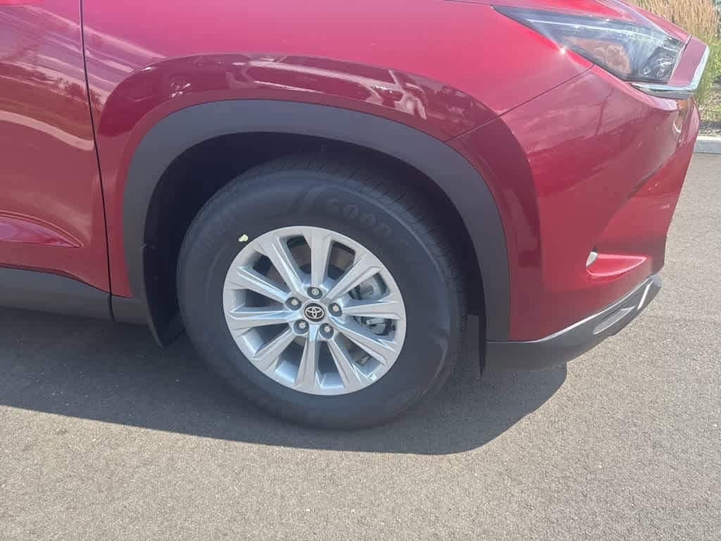 Thumbnail: 2025 Toyota Grand Highlander - 8