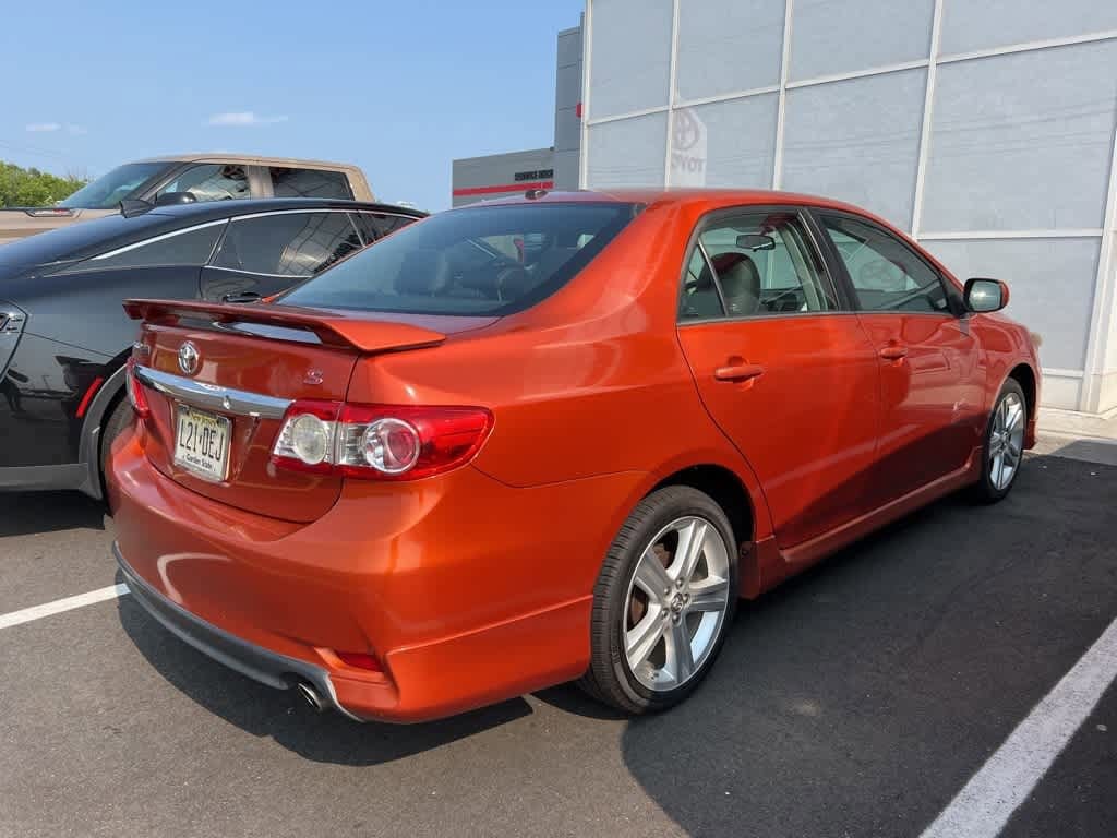 2013 Toyota Corolla S 3