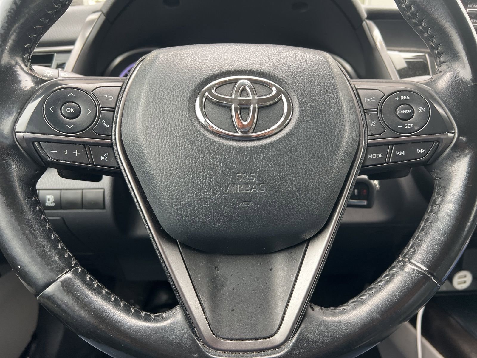 Thumbnail: 2021 Toyota Camry - 17