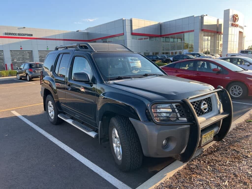 2009 Nissan Xterra S photo 2